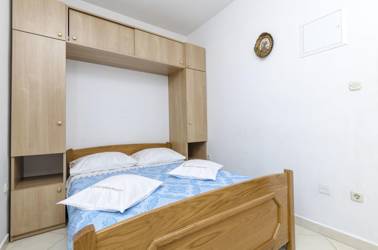 Apartments Mime Pirovac Extérieur photo